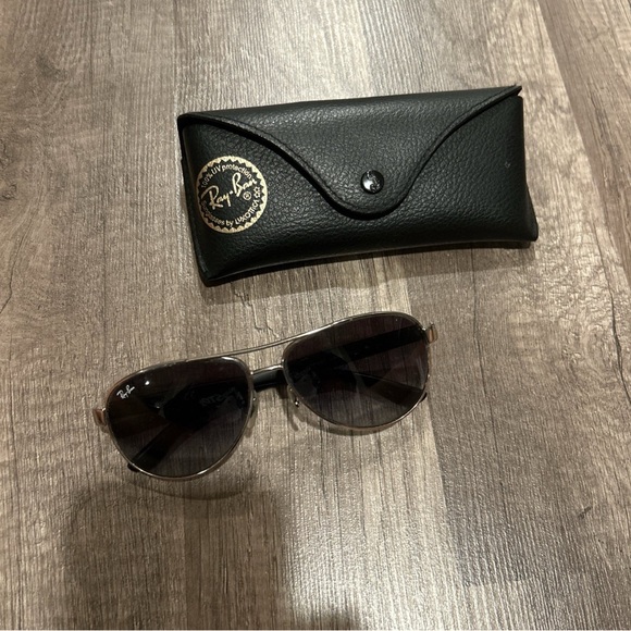 Rayban RB3386 Aviator Sunglasses - Picture 1 of 9